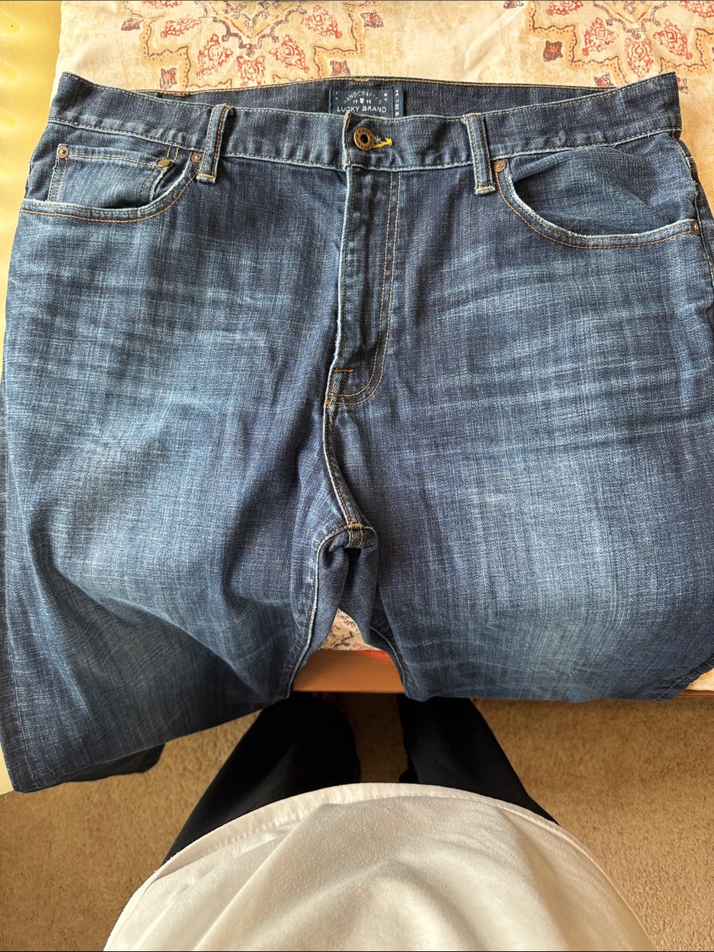 Lucky Brand Men's Dark Blue Relaxed Jeans